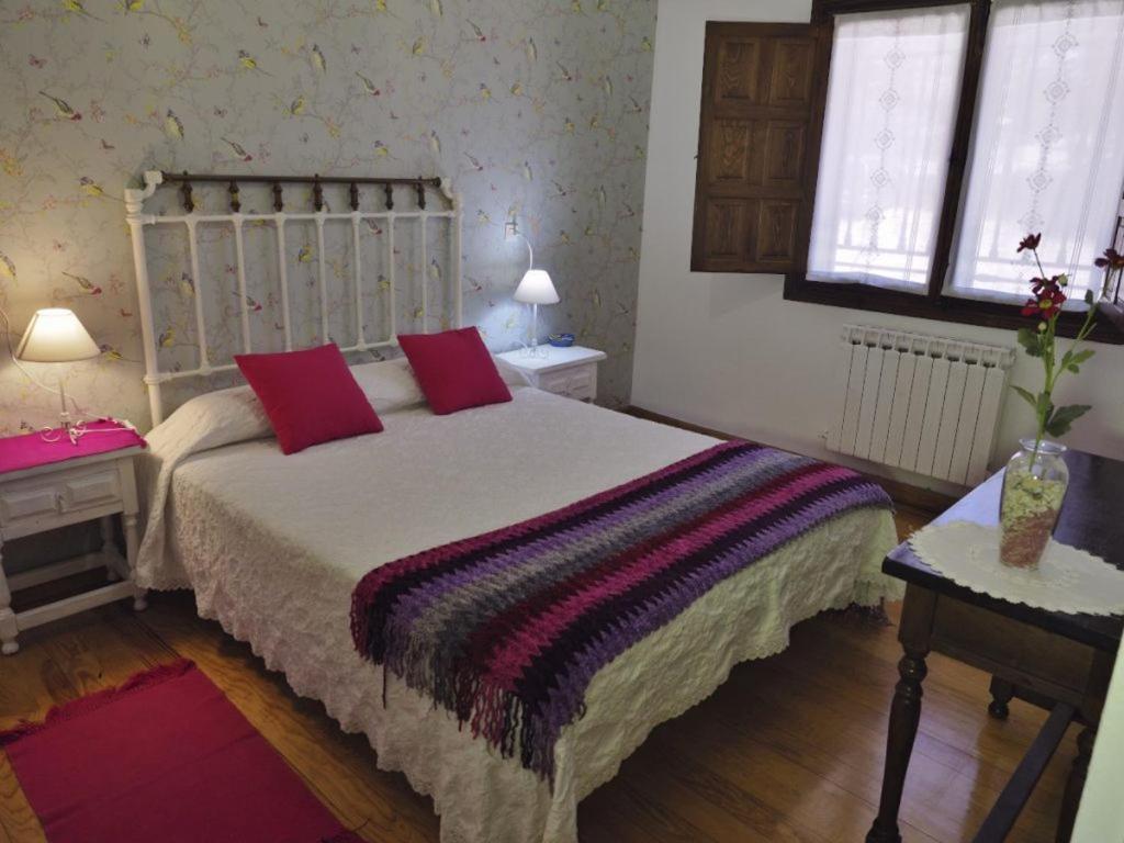 Hospedium Hostal Almanzor Navarredonda de Gredos Zewnętrze zdjęcie