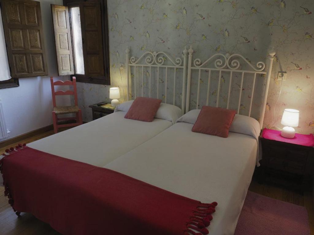 Hospedium Hostal Almanzor Navarredonda de Gredos Zewnętrze zdjęcie