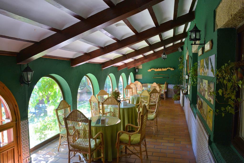 Hospedium Hostal Almanzor Navarredonda de Gredos Zewnętrze zdjęcie