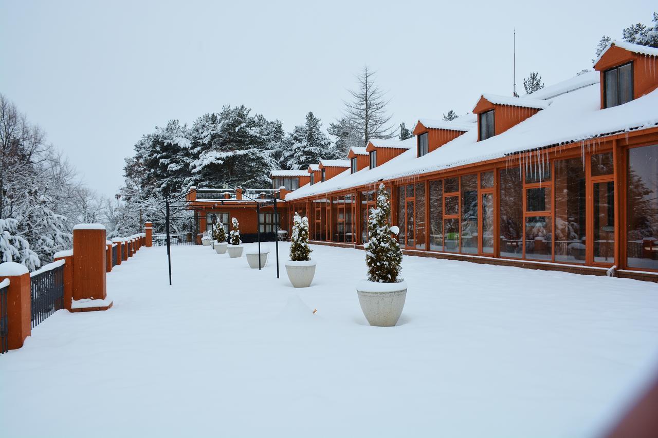 Hospedium Hostal Almanzor Navarredonda de Gredos Zewnętrze zdjęcie