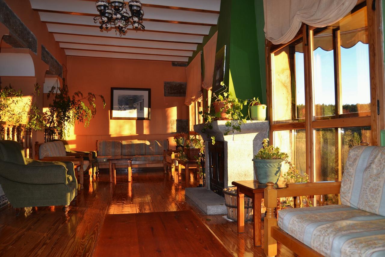 Hospedium Hostal Almanzor Navarredonda de Gredos Zewnętrze zdjęcie