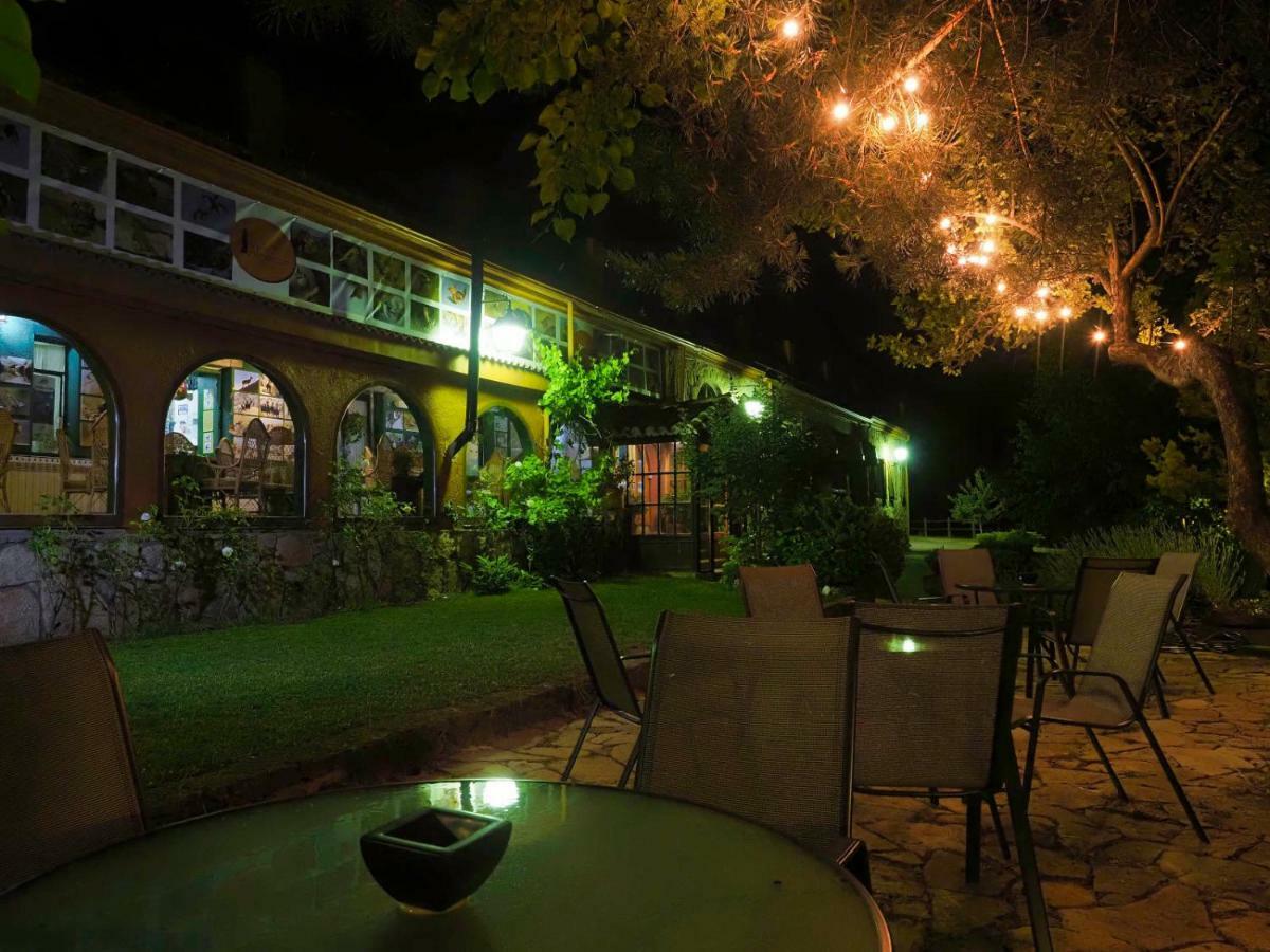 Hospedium Hostal Almanzor Navarredonda de Gredos Zewnętrze zdjęcie